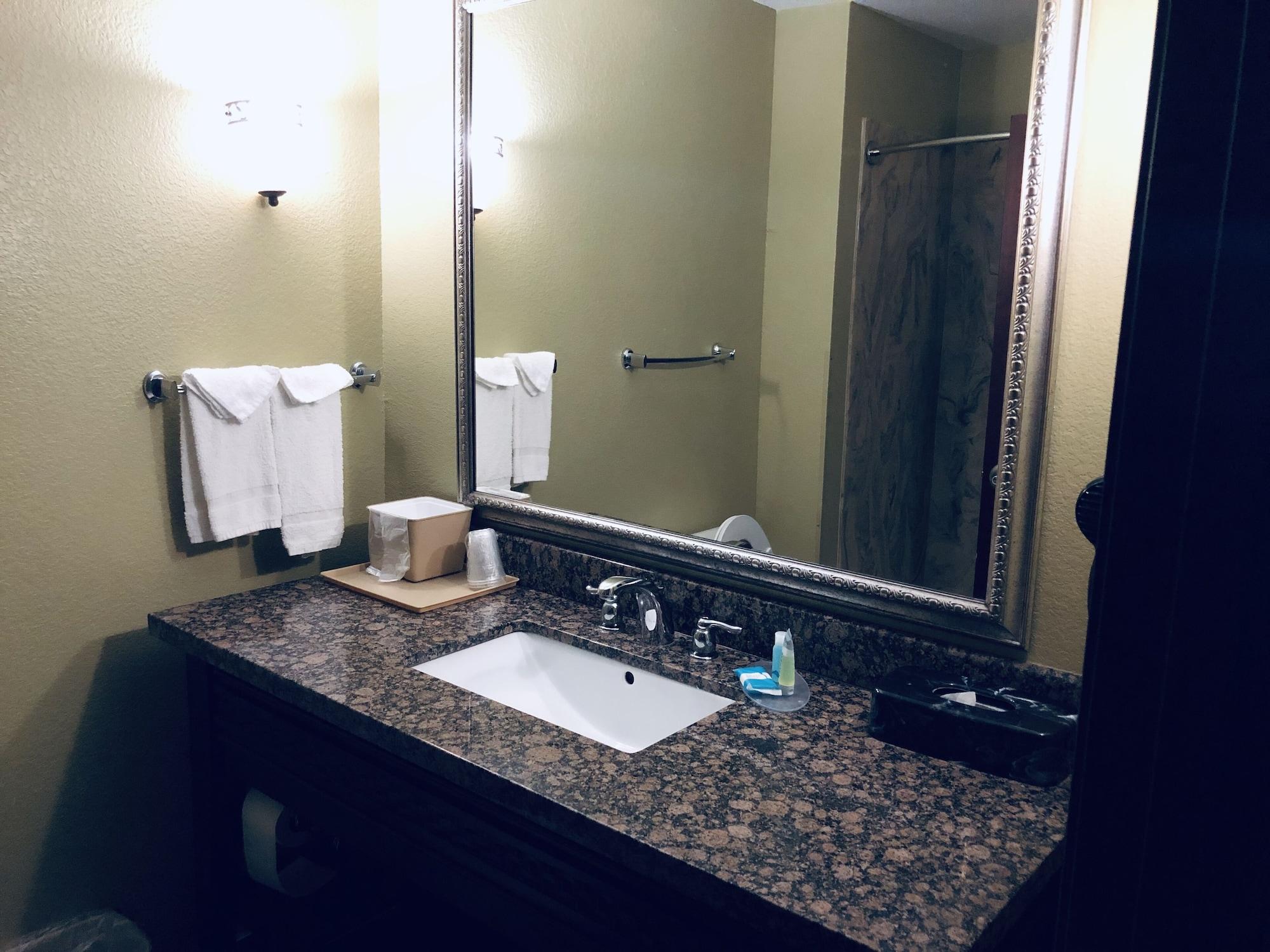 Best Western Cresson Inn エクステリア 写真