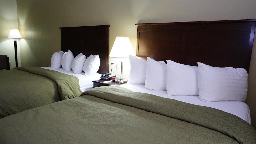 Best Western Cresson Inn エクステリア 写真